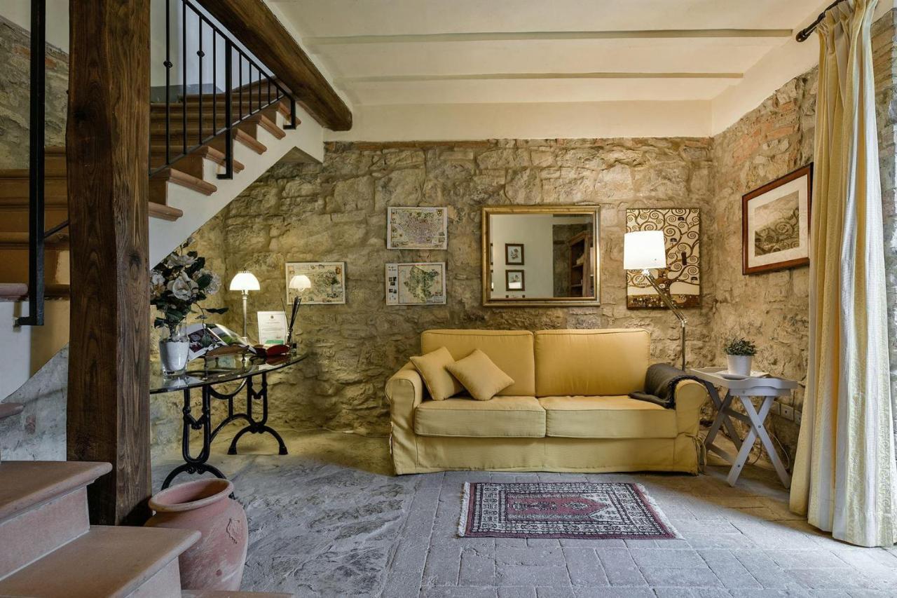 Lo Scarpellino Villa Bucine Luaran gambar