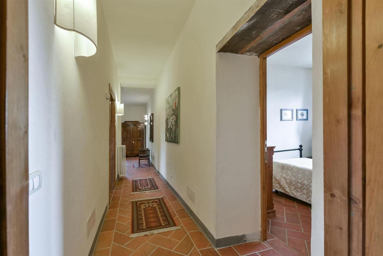 Lo Scarpellino Villa Bucine Luaran gambar